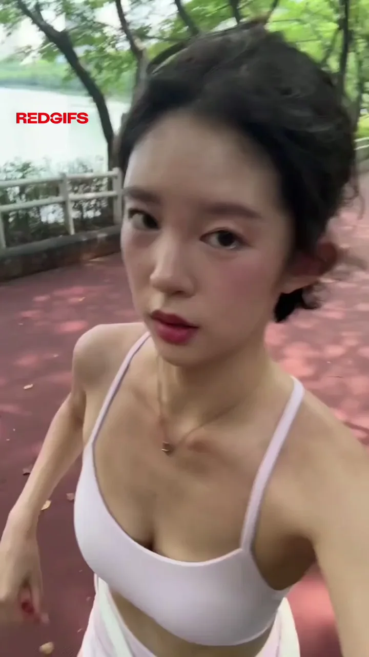 Ex. Momoland - Daisy