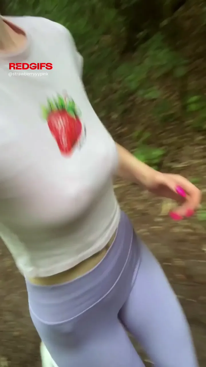 Strawberry goes Semi-Nude jogging in the Woods 🏃🏻‍♀️🌲💕