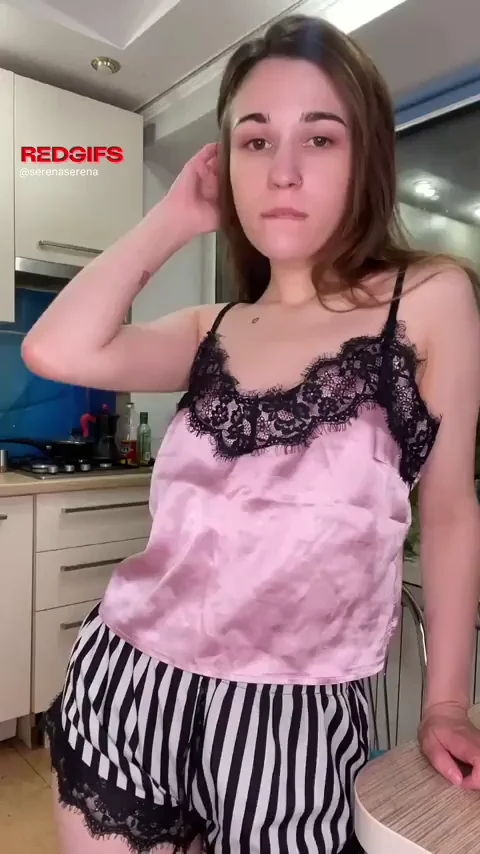 Petite Tease's Appetizer Titties 💕🍒