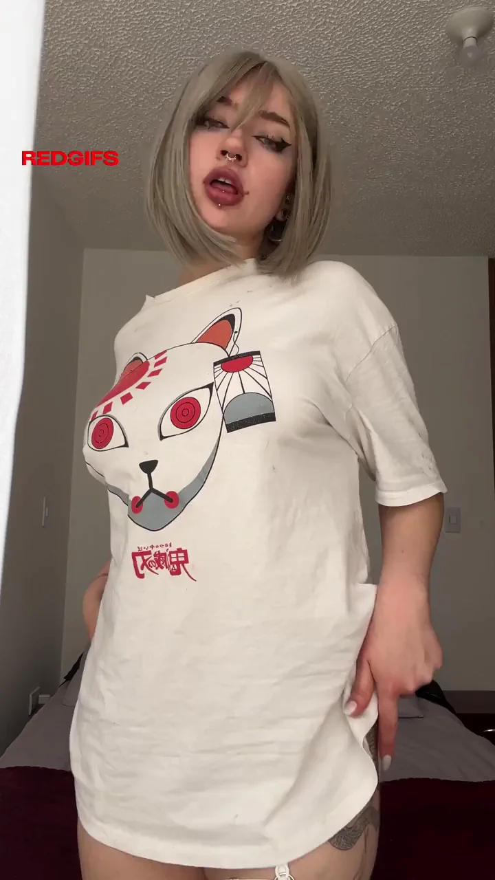 Sweaty Slutty Titty Drop in Kitty Tee 😈💦