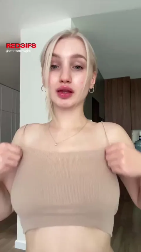 Elegant Blonde's Massive Titty Drop 💦🍈🍈