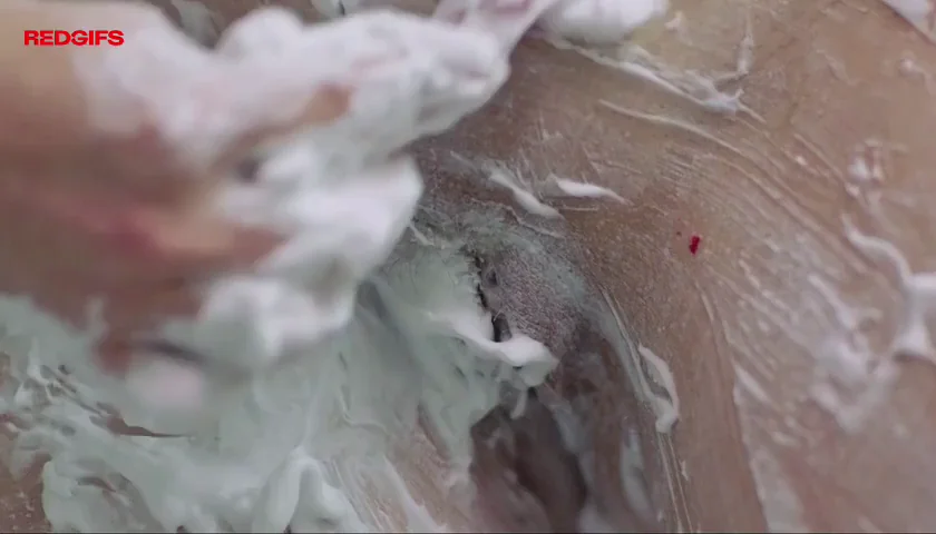 Sofia Kappel - Pleasure (2021)