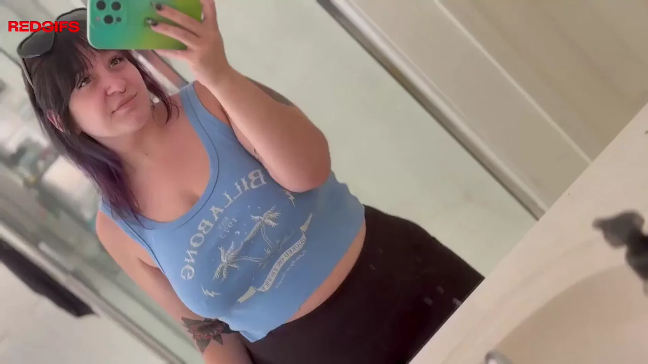 4’11” Italian Plush Tease with Massive Tits 🇮🇹🍈✨