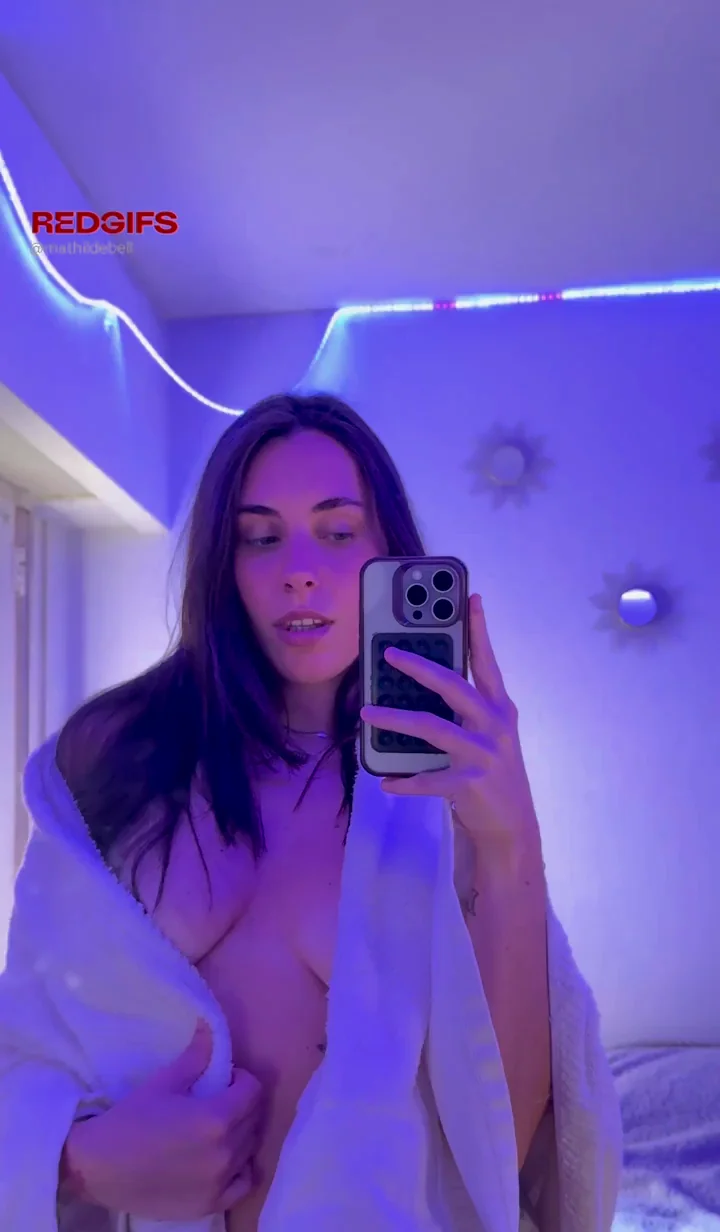 🔥 Latina Babe Teases Tits in Robe: 'What Ya Say First, Buddy?' 💋