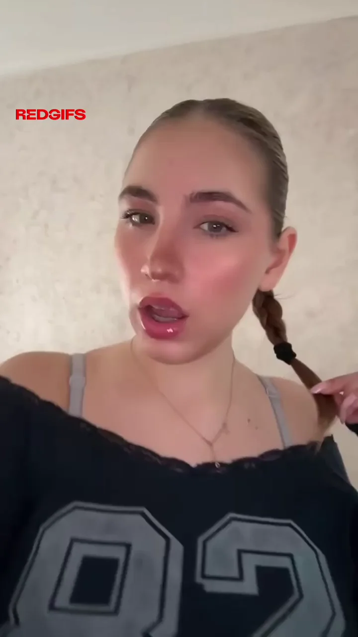 She’s at it again