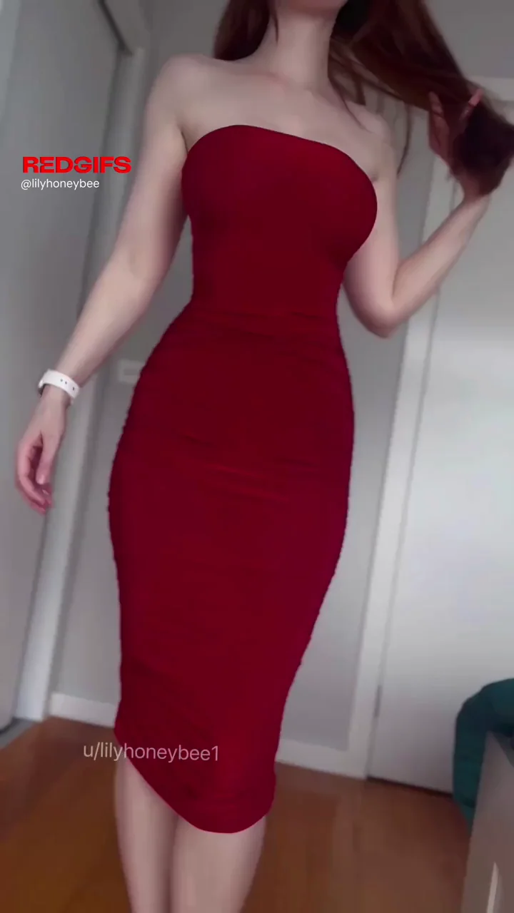 If the dress turned heads, imagine what happens when it comes off