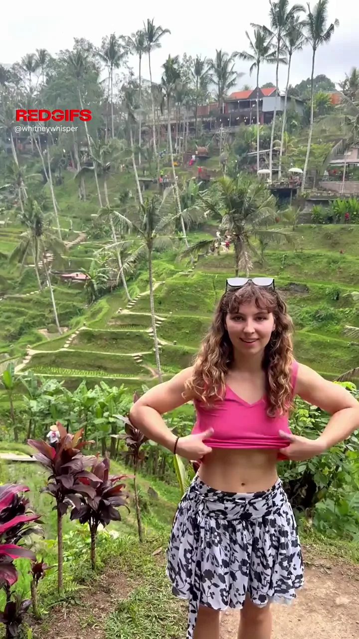Flashing at a touristy spot!
