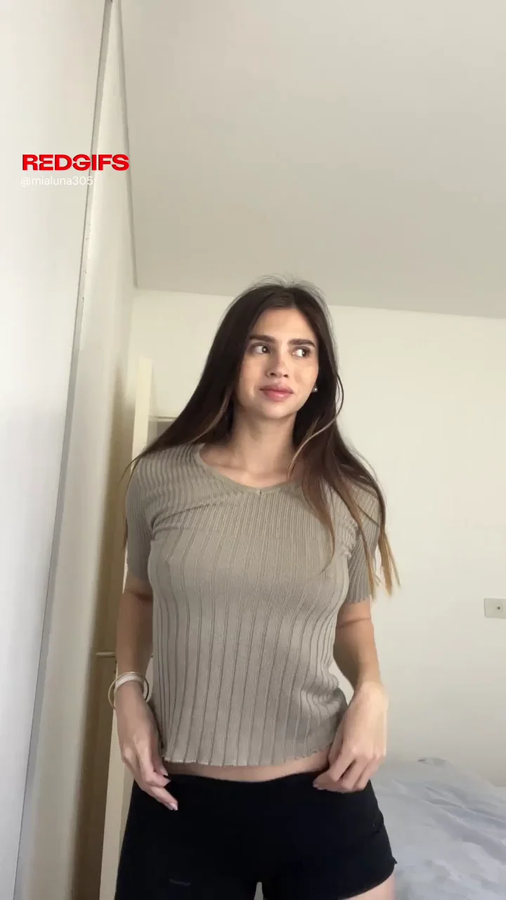 Tits Out Raw & Way Hotter 😍🔥