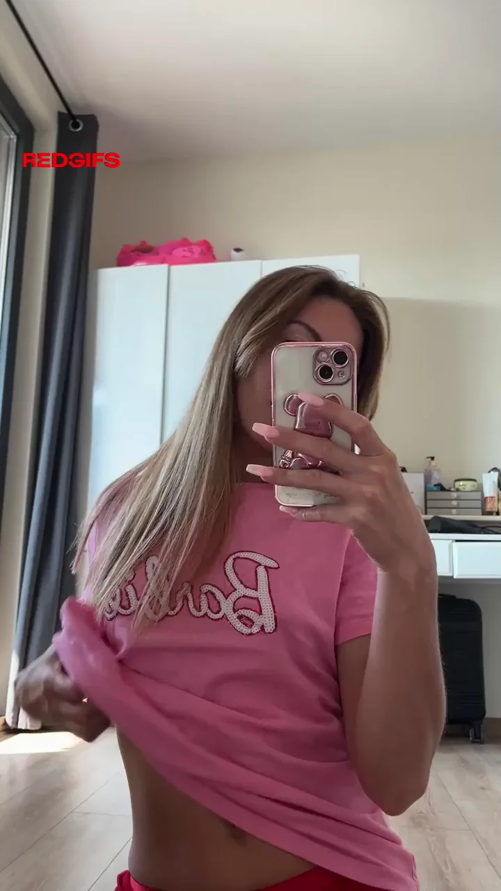 I love how my small boobs fit perfectly in hand