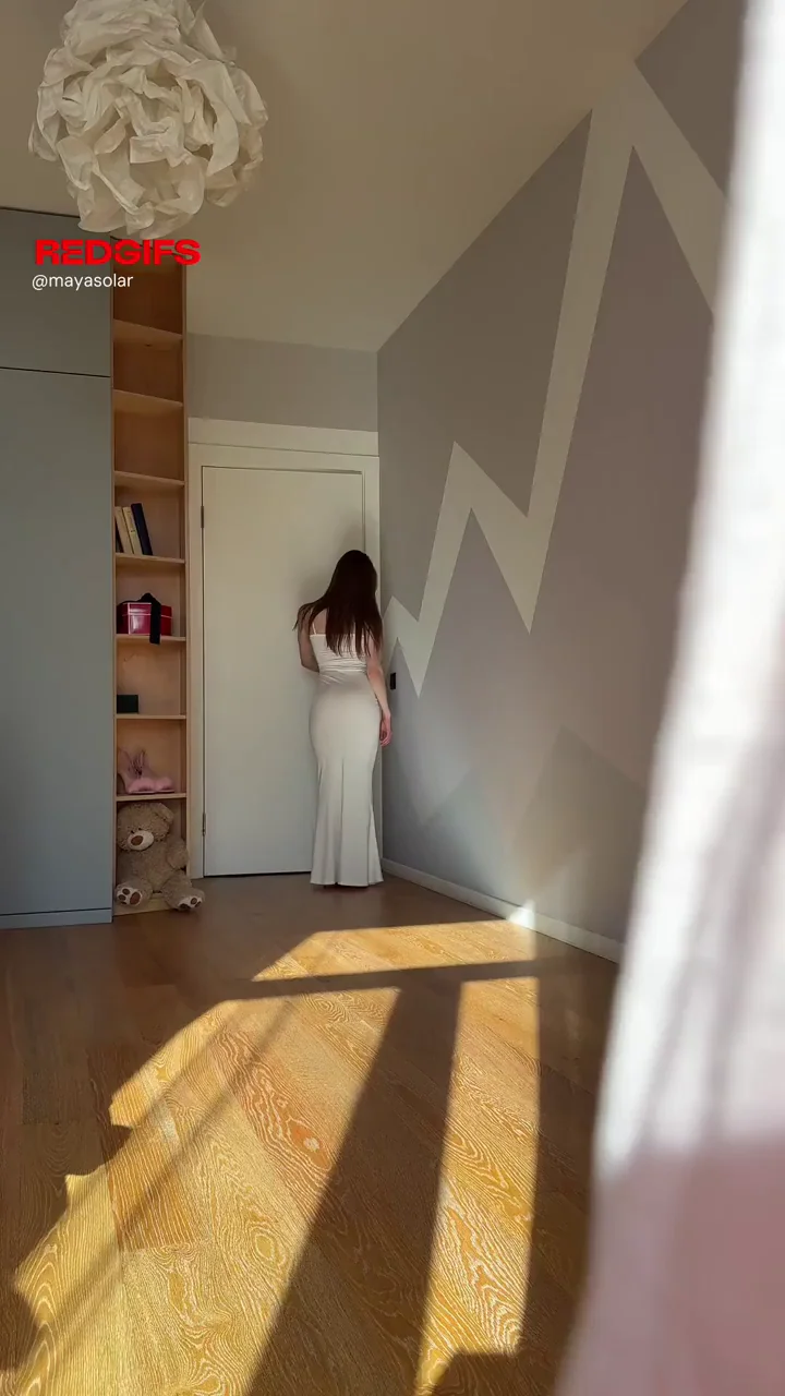 My brother spied me while I was changing clothes