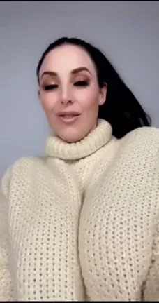 Stunning reveal ?