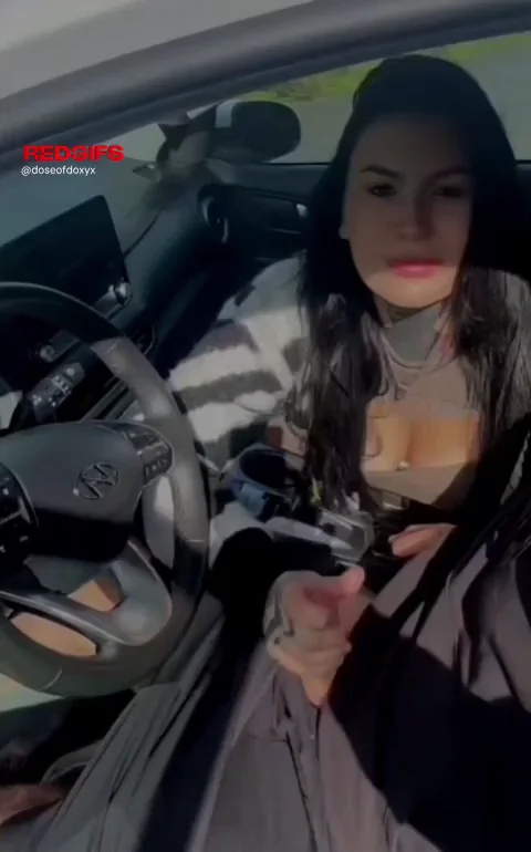 Husband's $10 Bet: Slutty Wife Sucks Uber Driver's Cock 😈🍆💦