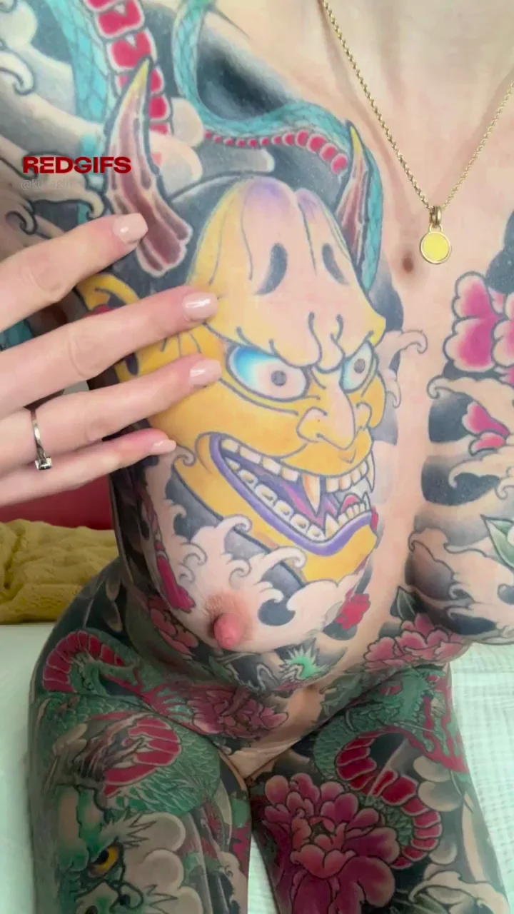 Simpsons Slut's Inked-Oni Tease: Full-Body Tats Drip with Bad Girl Vibes