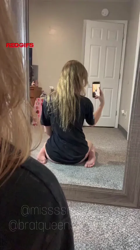 Blonde Bombshell Sittin' Pretty: Bare Ass & Feet Tease