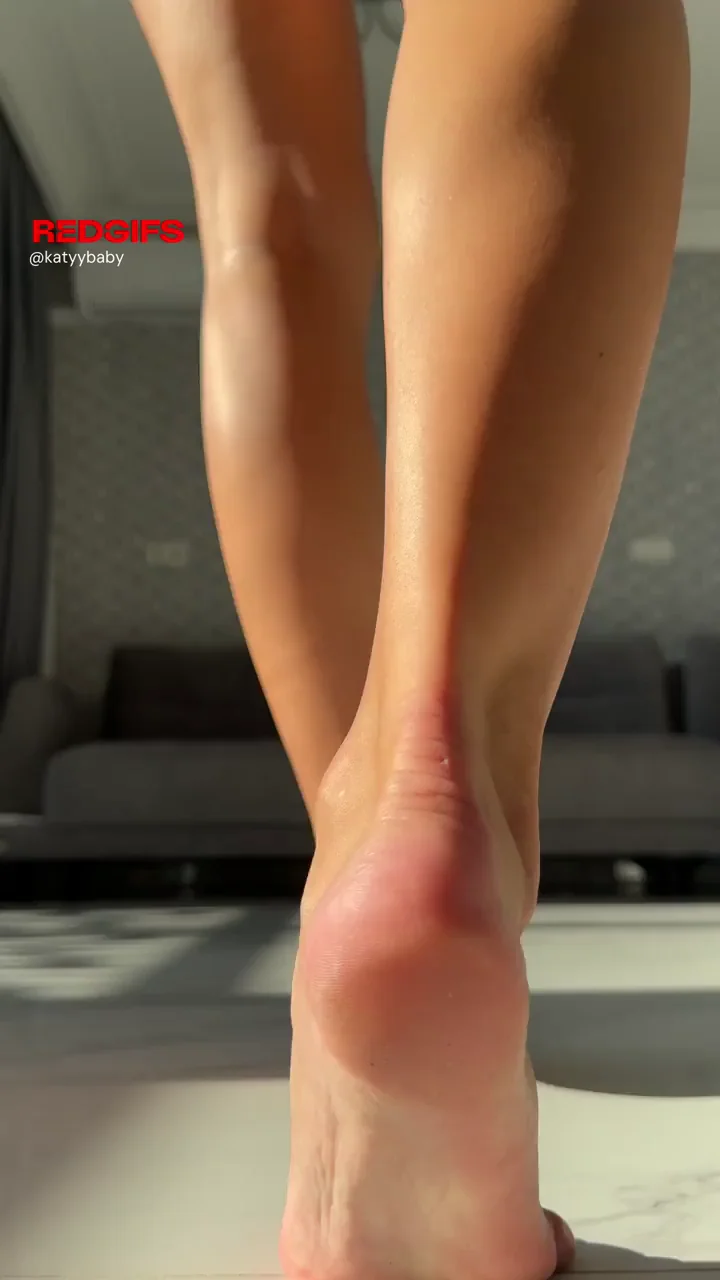 bare feet and bare butt best combo