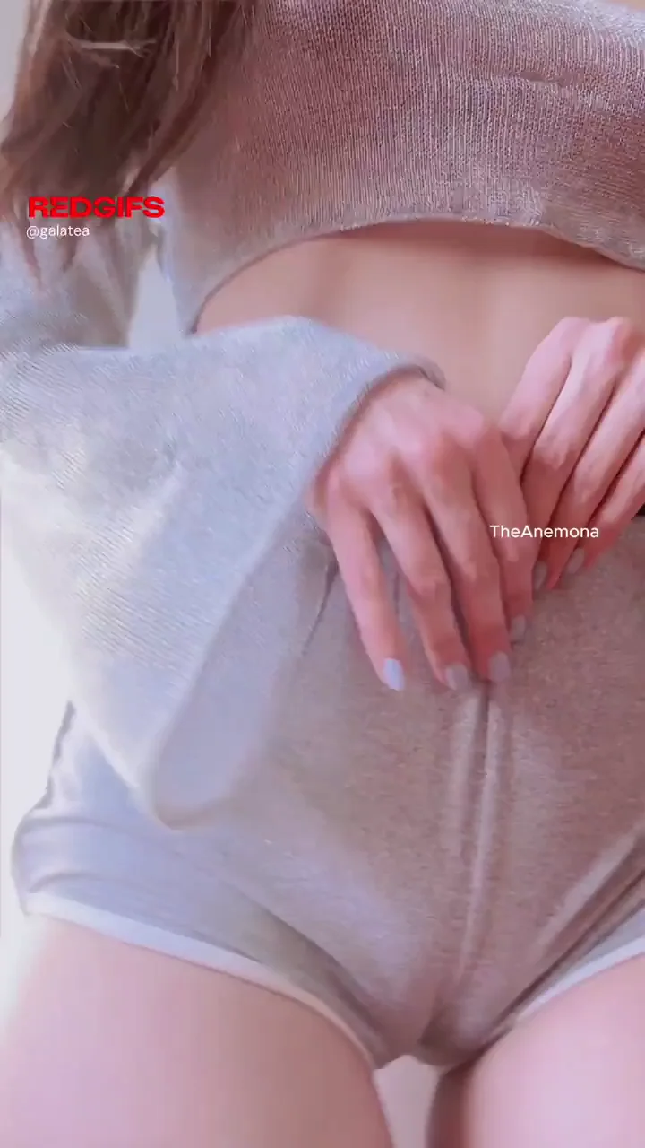 Petite Latina's Juicy Cameltoe Tease