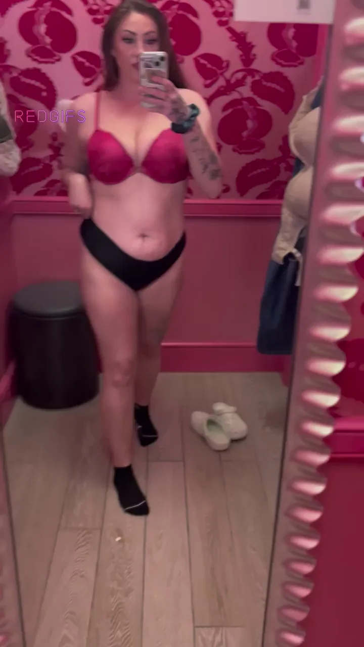 VS Changing Room Tease: Big Tits Bikini Showoff 💋🔥