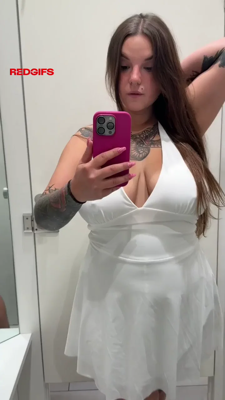 My biiig reveal in the mall changing room