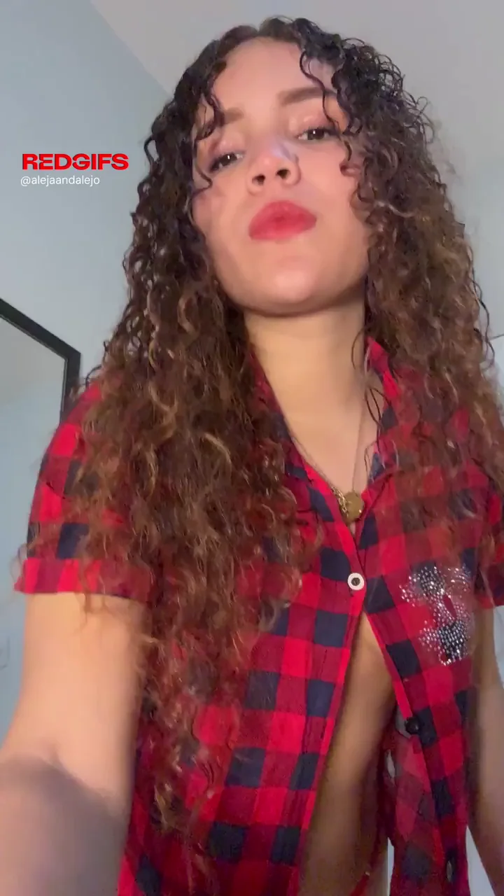 Barely Legal College Slut Teases Tits 😈🍒