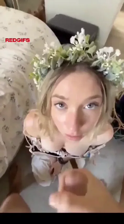 Blonde Flower Crown Slut Takes Thick Facial 💦👑