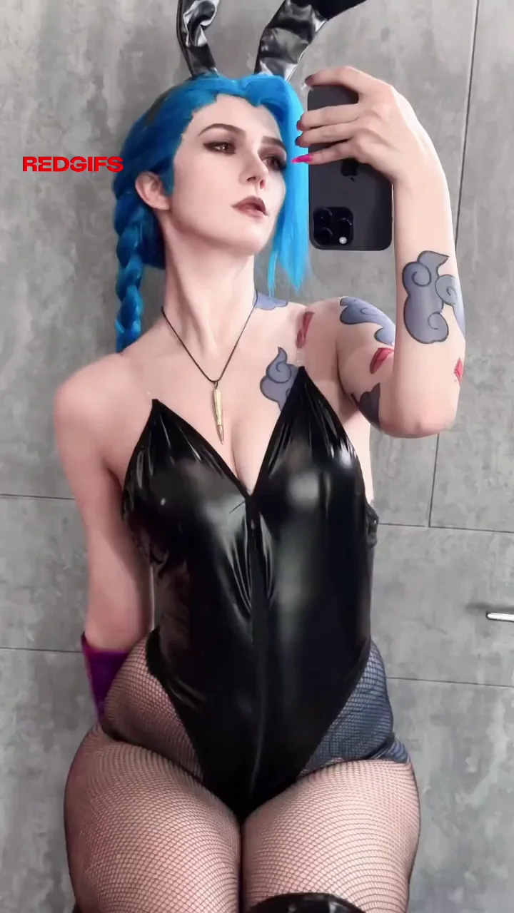 My Jinx cosplay as a hot bunny