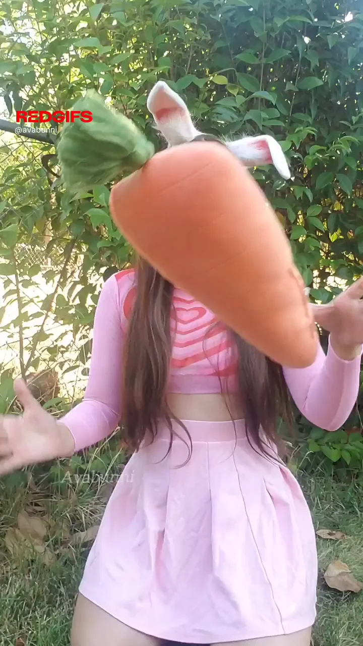 Id love to bounce on your carrot