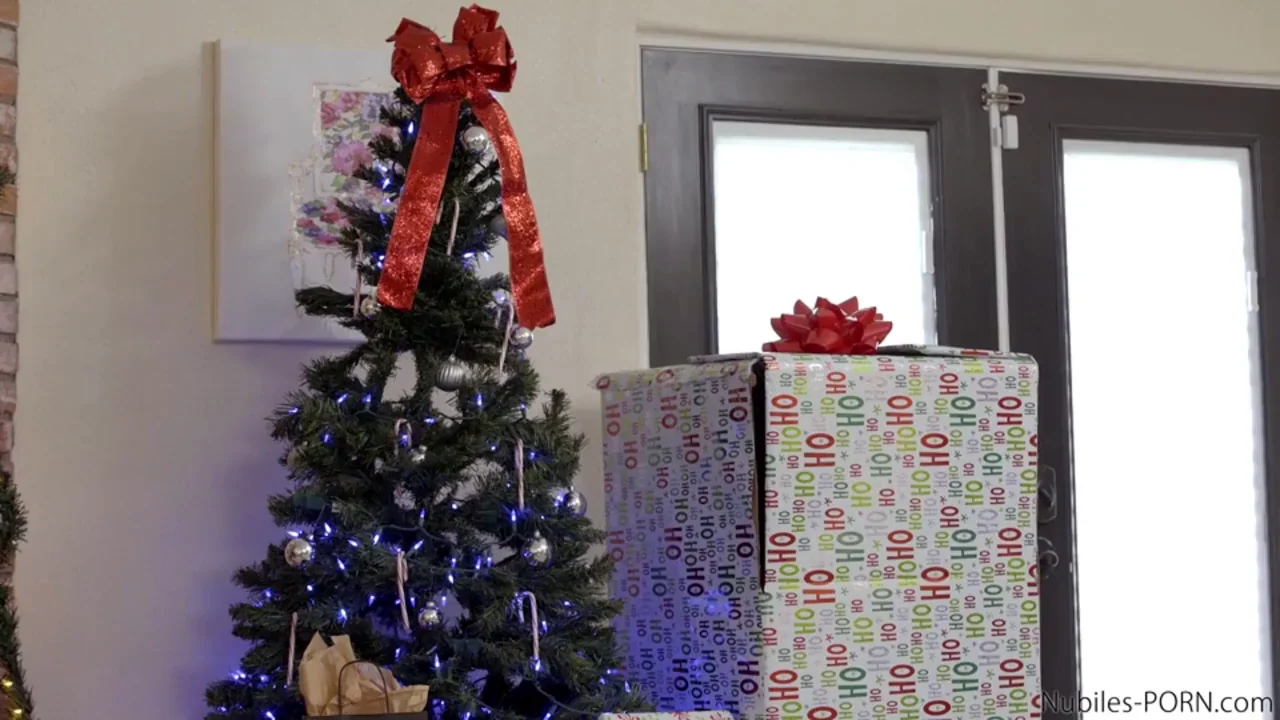 A lucky guy gets a Riley Reid fuck doll for Christmas