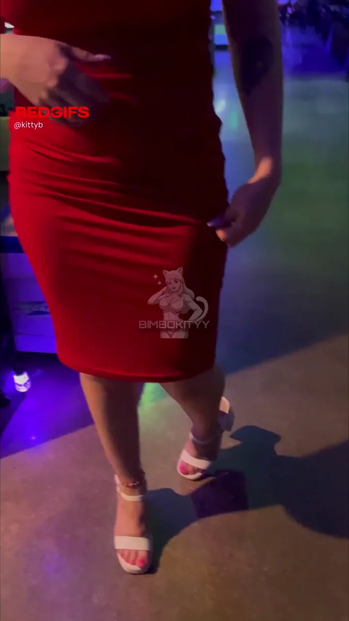 Dolled Up Fuckdoll Teasing Tits in Public Club 🔥🍒