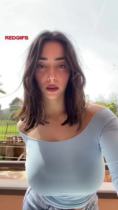 Busty Babe's Blue Top Tit Tease 😍🍈🍈