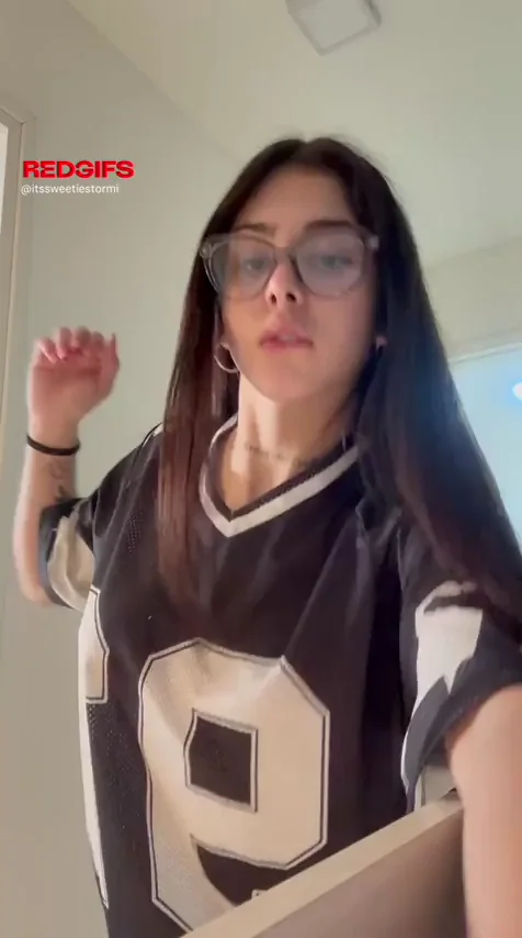 This shirt can’t hide what’s begging for your hands