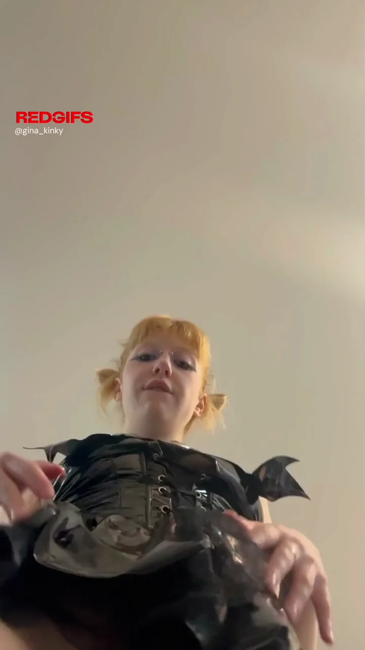 Latex complements my perfect figure [F]