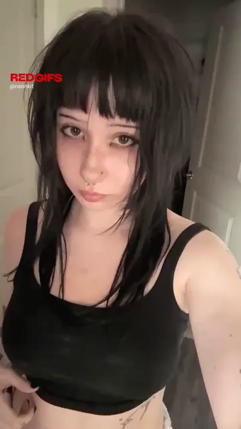 🔓 Goth Big Titties Tease Unleashed 💀🍈🍈