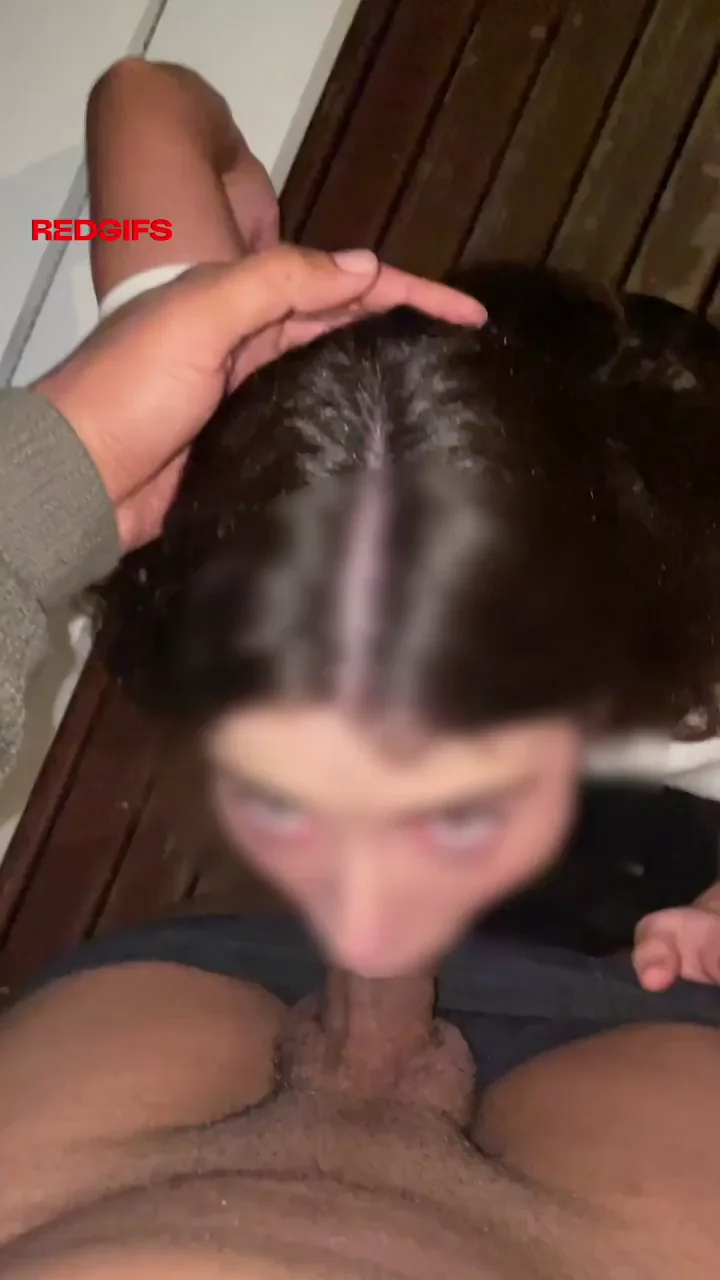 Brunette Slut Owns That Thick Cock Down Her Throat 😌
