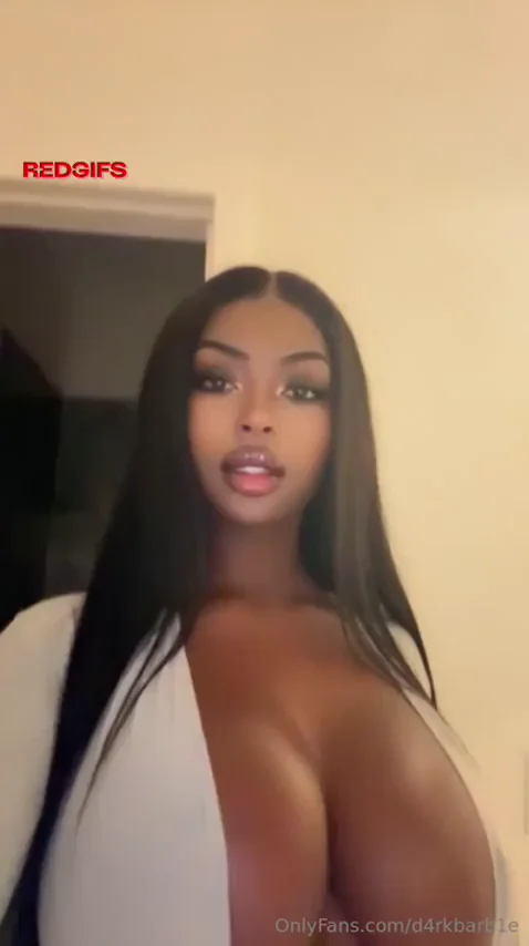 Gorgeous girl with gorgeous tits