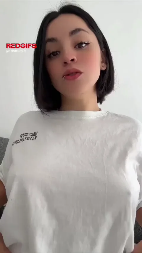 Cute Teen Brunette's Perky Tits Bounce Wild 😍🍒