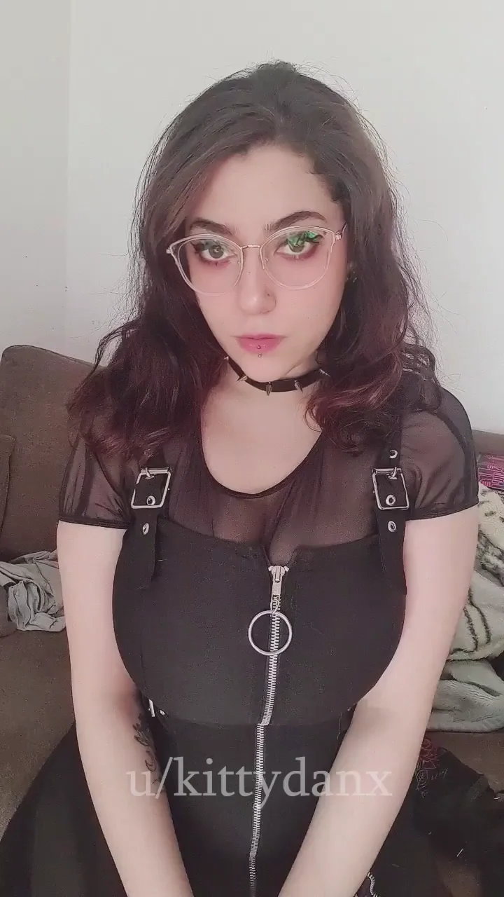 Goth Babe's Massive Tits Bounce Wild 😈🍒