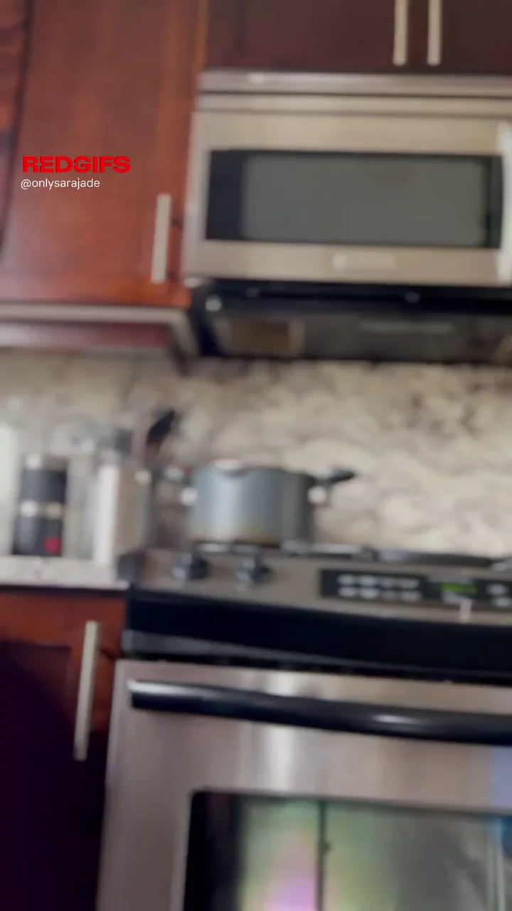 Breakfast is ready babe