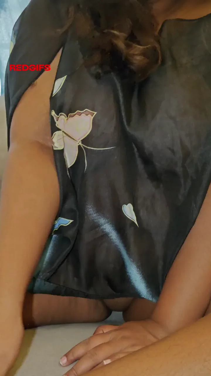 No-Touch Creampie Mark on Thick Ebony Slut's Dripping Pussy