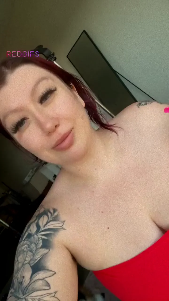 Chubby Redhead's Massive Titty Flash Tease