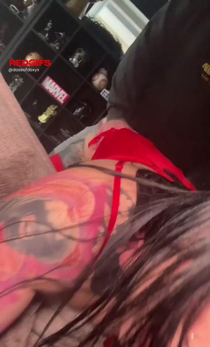💦 Sent Hubby My Mid-Orgasm Vid 😈 Tinder Bull Fucks Me Doggy While He Thinks I'm Girls' Night Out 🖤