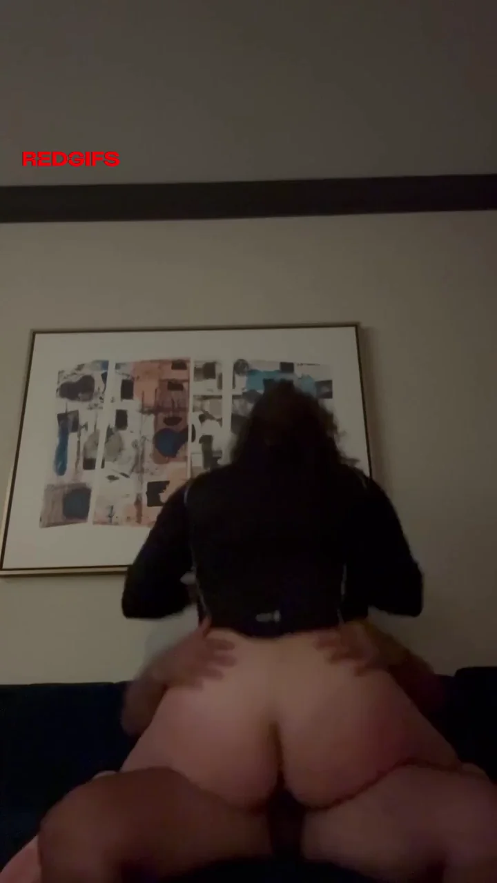 STL hotwife came over to my hotel while her hubby was at work