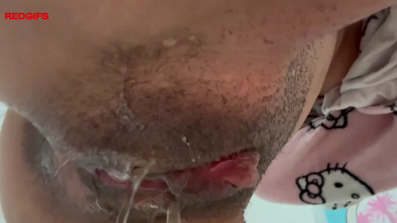 Daddy's Creamy Pussy Creampie & Piss Drip 😝💦☺️
