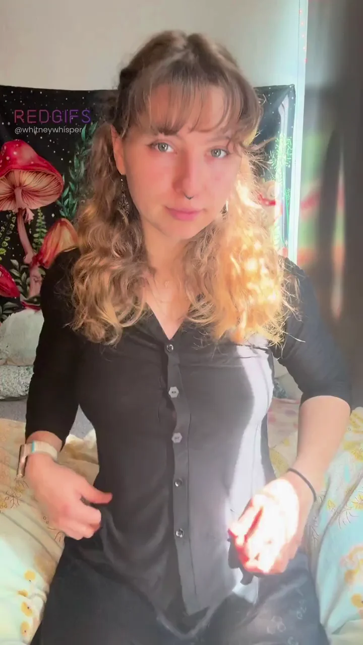 Love playing around with my titties
