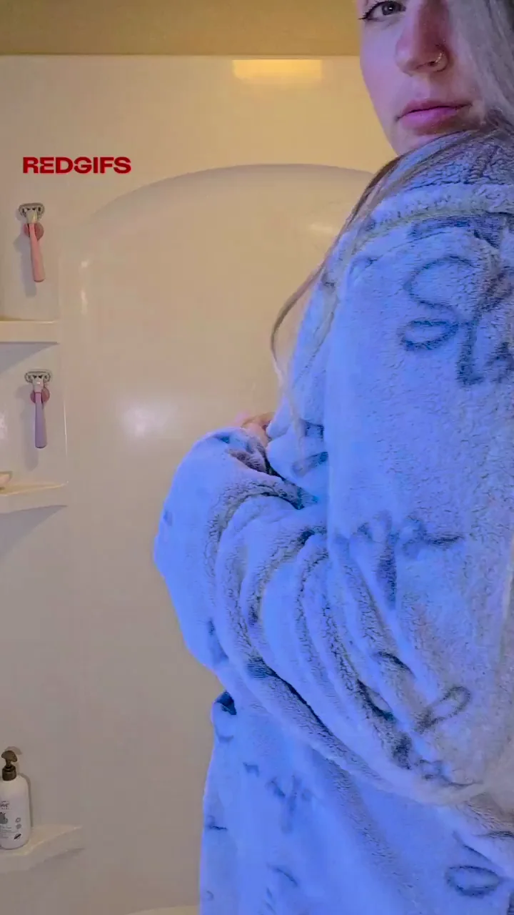 This hot mom needs a cold shower
