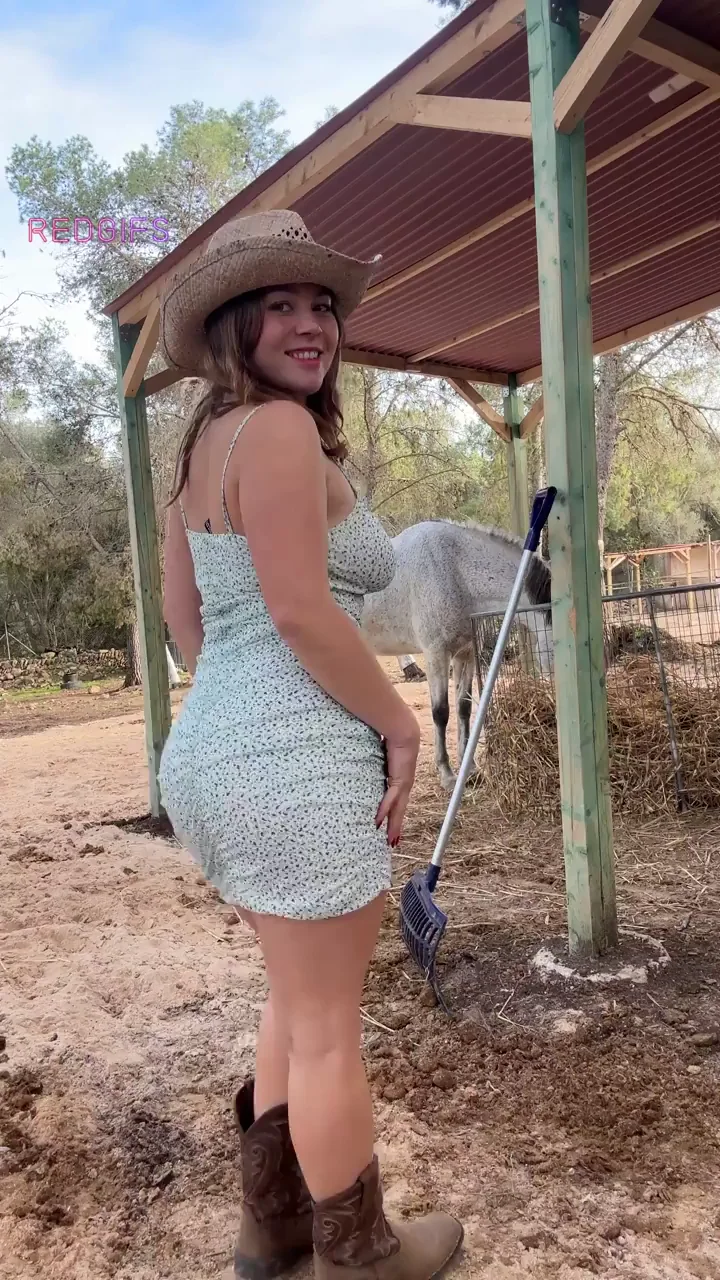 Wanna see this booty bounce for you 😮‍💨
