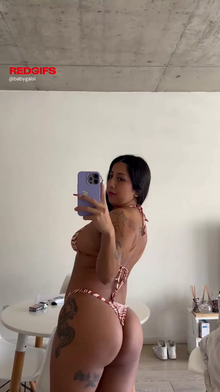 Spank My Juicy Asshole ❤️‍🔥 DM for More Naughty Clips