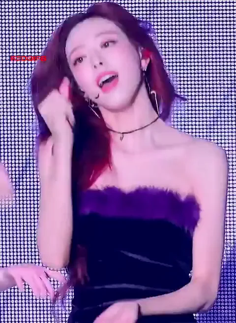 ITZY - YUNA