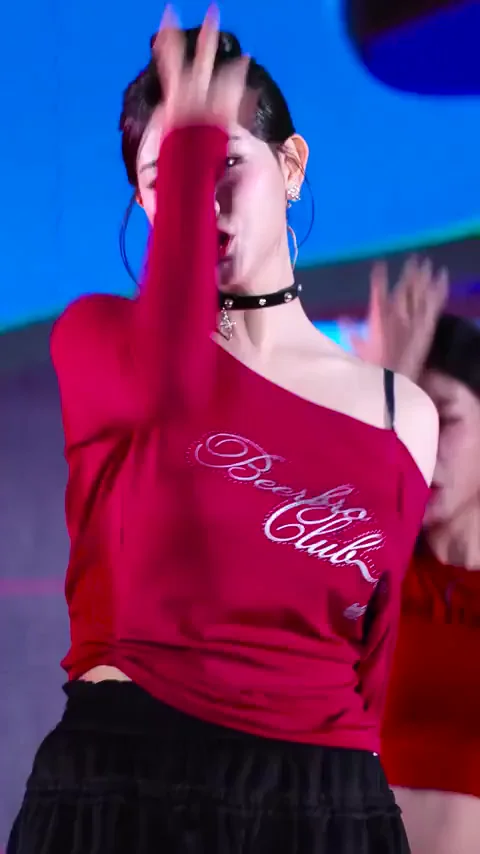 🔥 Chaeyeon from tripleS Teasing with Big Tits in Red Club Slut Fit 💋🍒
