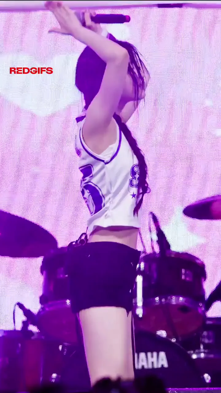 ILLIT - Minju