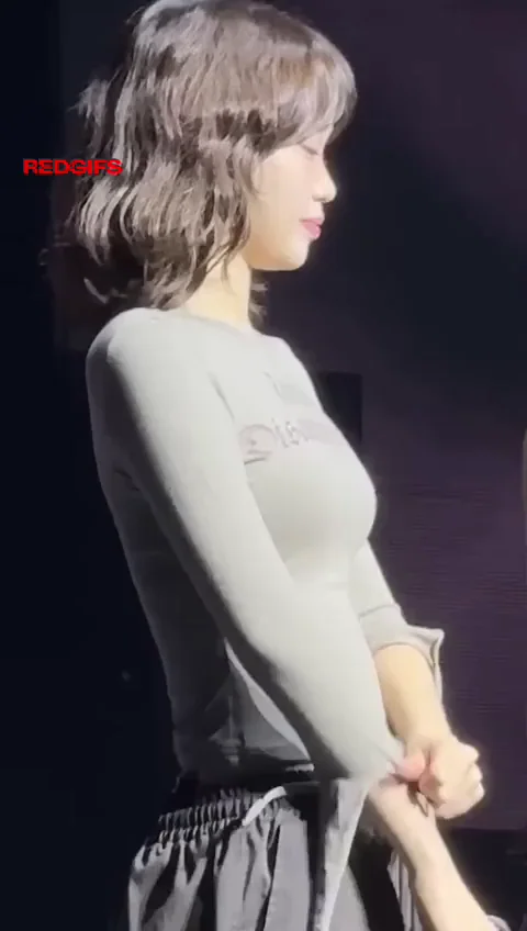 LE SSERAFIM - Chaewon